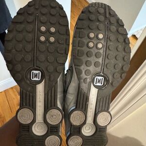 Nike Shox Black and Gray Athletic Shoes